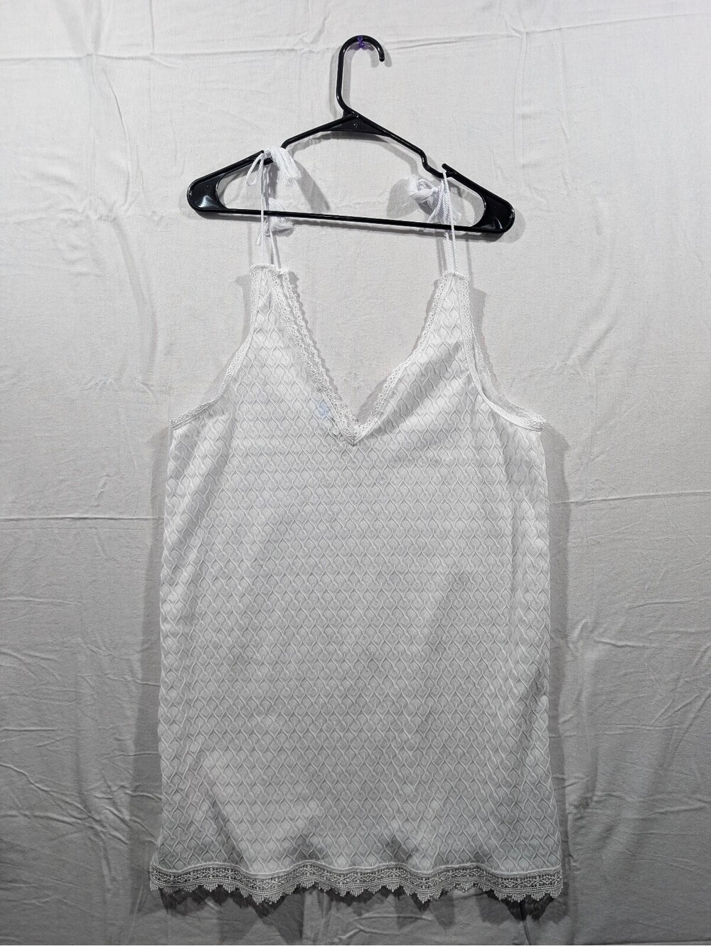 NWT, SERRA, Spaghetti Strap Lace Camisole, white, Size Large